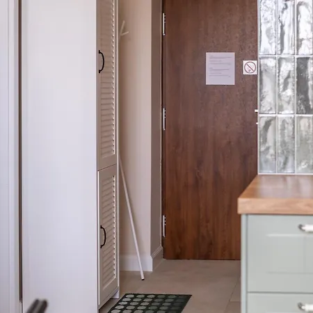 The Right Pulawska Apartman *